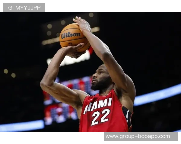 维金斯表现平平全场最低正负值21贡献18分4篮板三分球命中率不佳